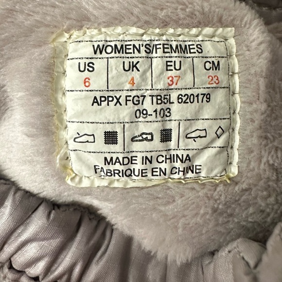 The North Face Ice Queen Ice Pick Nylon Pull On Boots - Picture 5 of 9